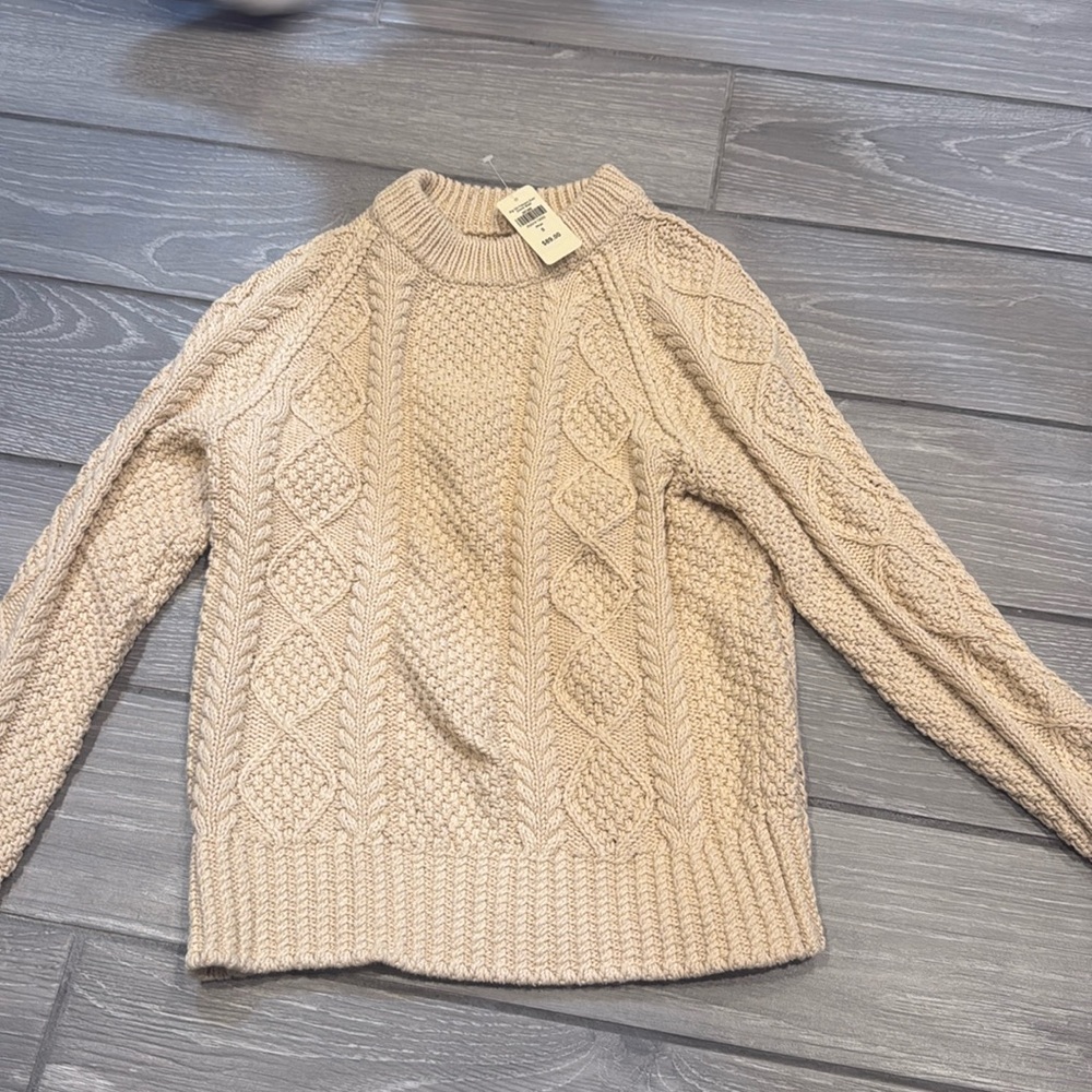 Llbean cable knit sweater cream